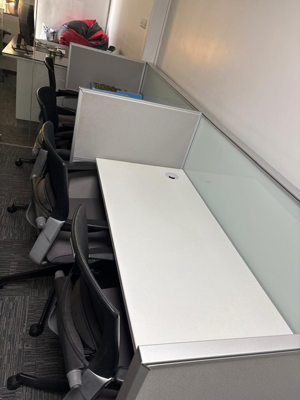 Reception Zone Table - A Re-01