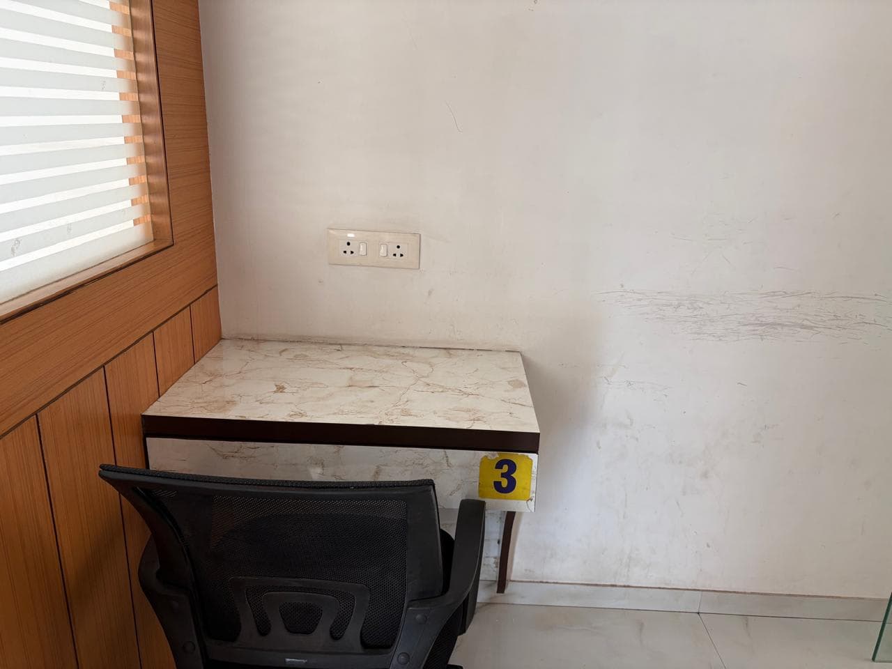 Reception Zone Table - B Re-03