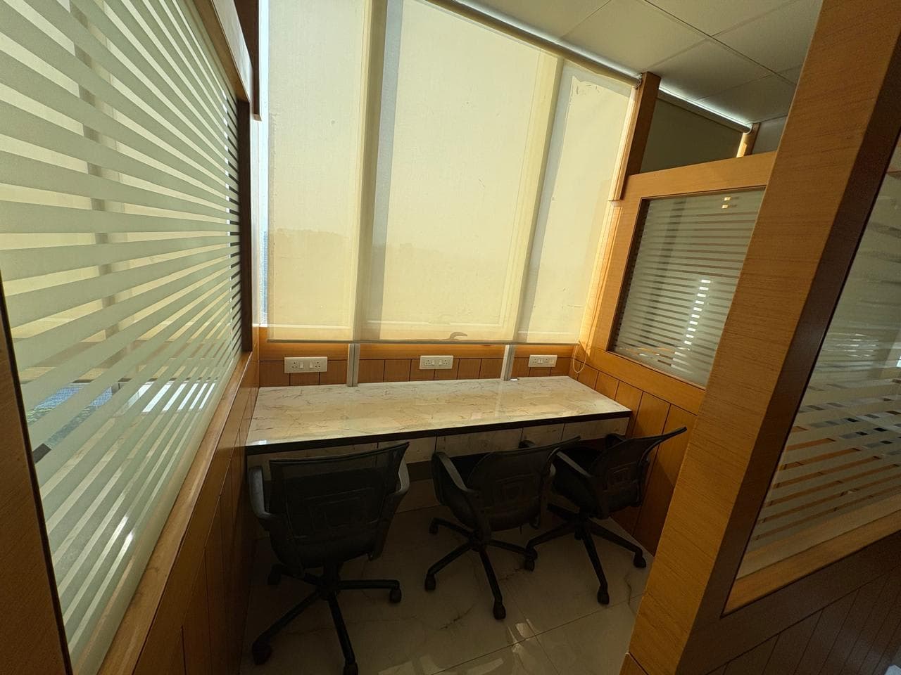 Cabin 3 Seater Window Facing C-11